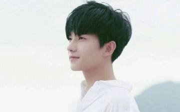 《(左耳同人)初恋这件小事/皎泣肆弋》